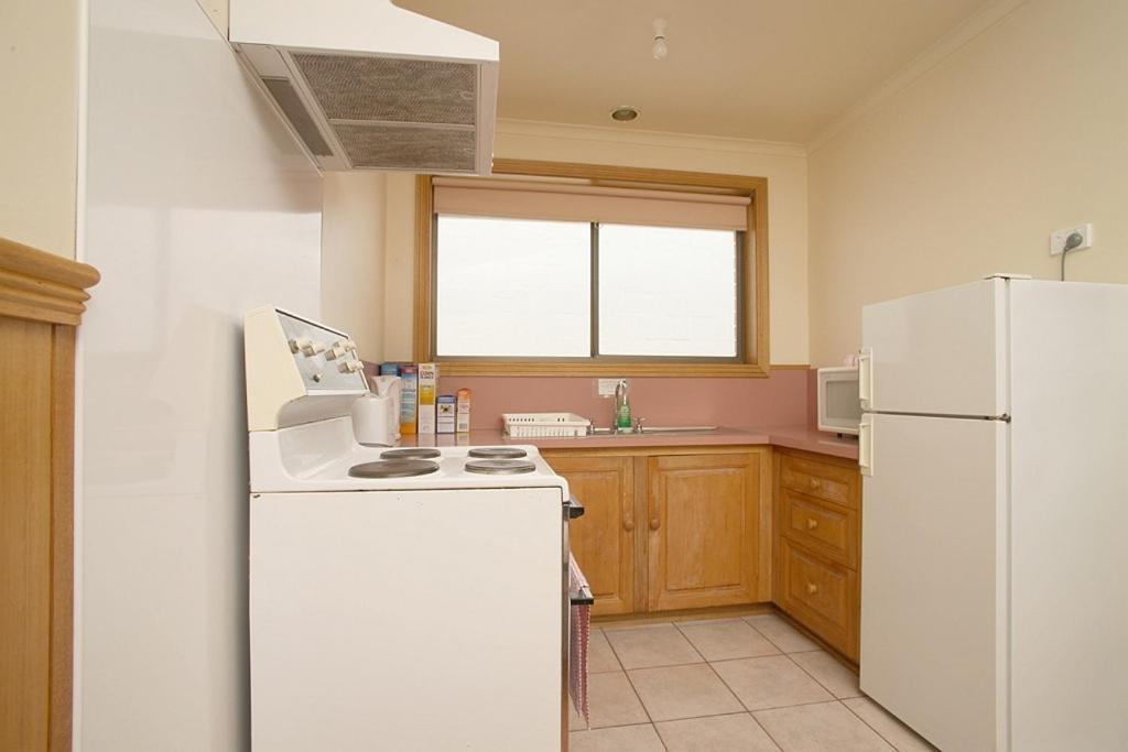 Apollo Bay Backpackers Lodge Dış mekan fotoğraf